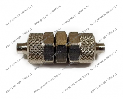 Прямой фитинг VPC K1580-10/8 накидная гайка